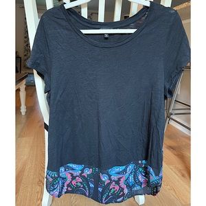 Short Sleeve Black Blouse with Colorful Paisley Print. Size: Medium